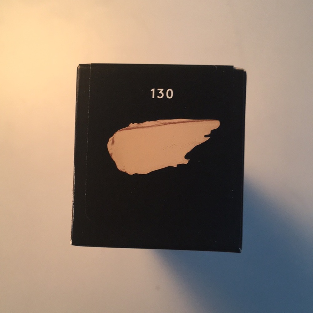 NWT Rihanna Fenty Beauty foundation 130 - Picture 2 of 5